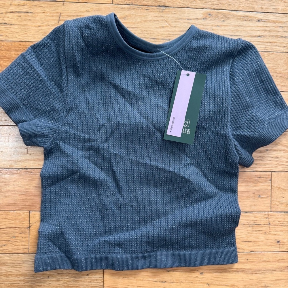 Wild Fable XXS Seamless Short Sleeve Crop Top Dark Blue Metallic Waffle Knit